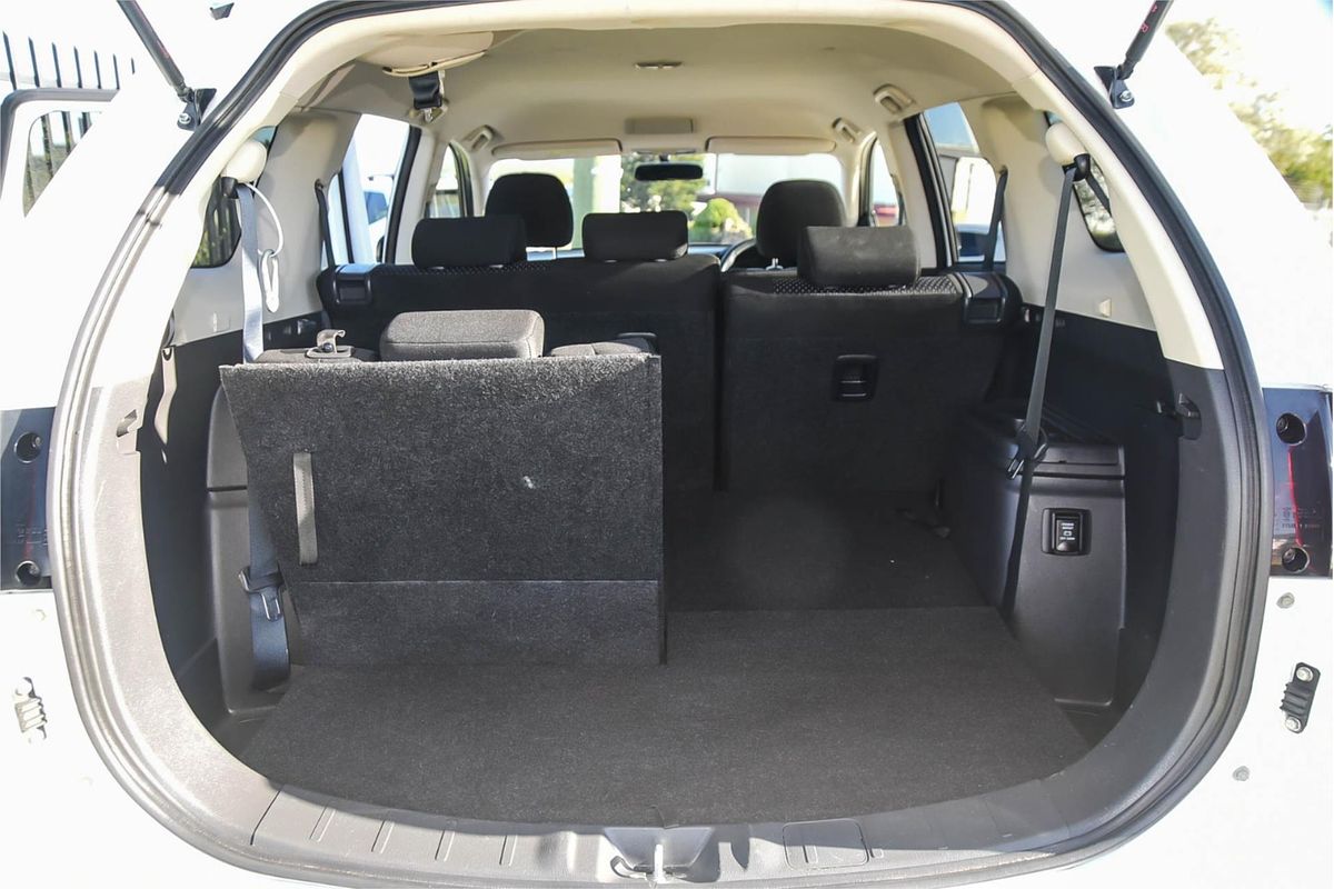 2017 Mitsubishi Outlander LS Safety Pack ZK
