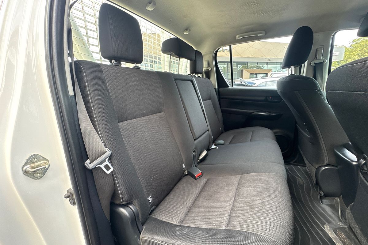 2021 Toyota Hilux SR GUN126R 4X4