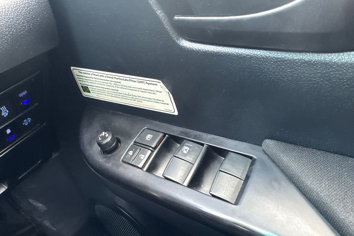 2021 Toyota Hilux SR GUN126R 4X4