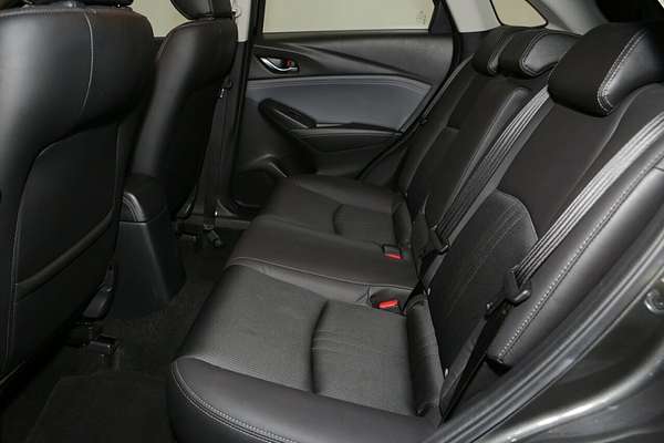 2022 Mazda CX-3 sTouring DK