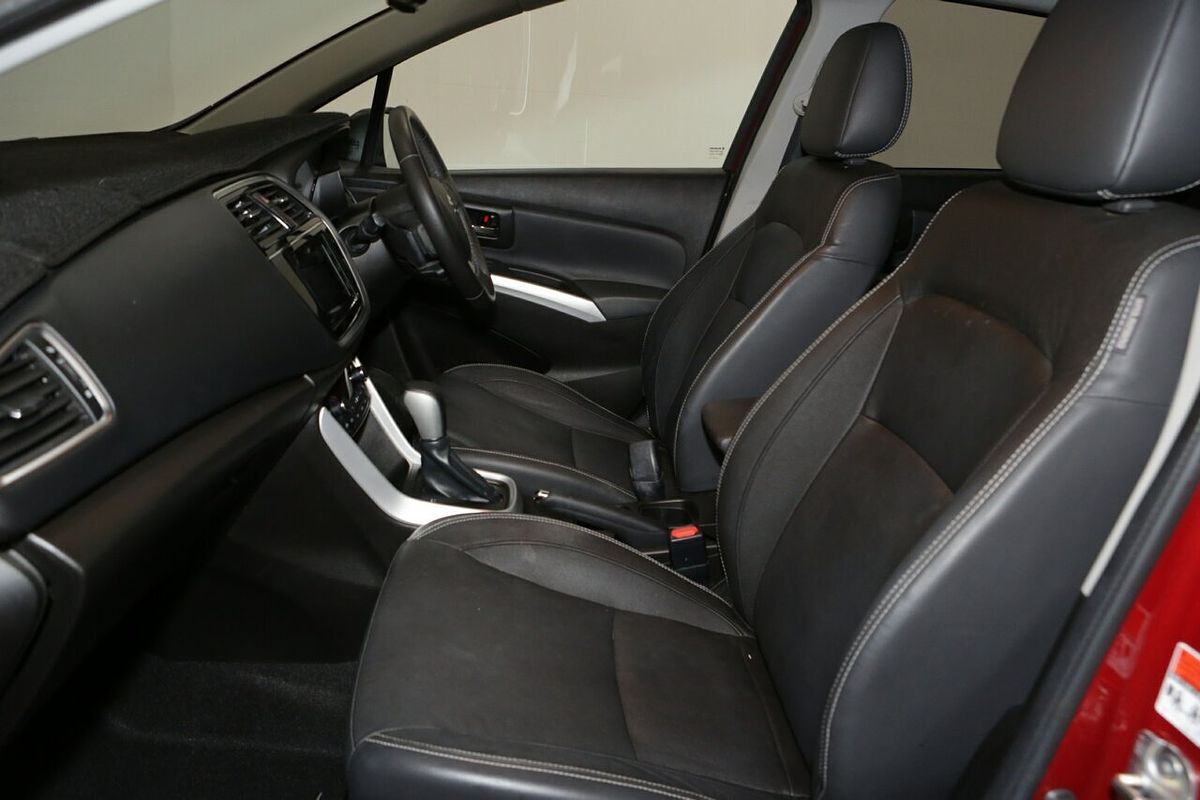 2020 Suzuki S-Cross Turbo Prestige JY