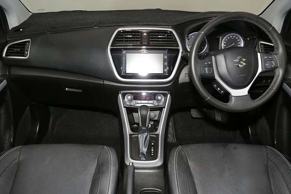 2020 Suzuki S-Cross Turbo Prestige JY