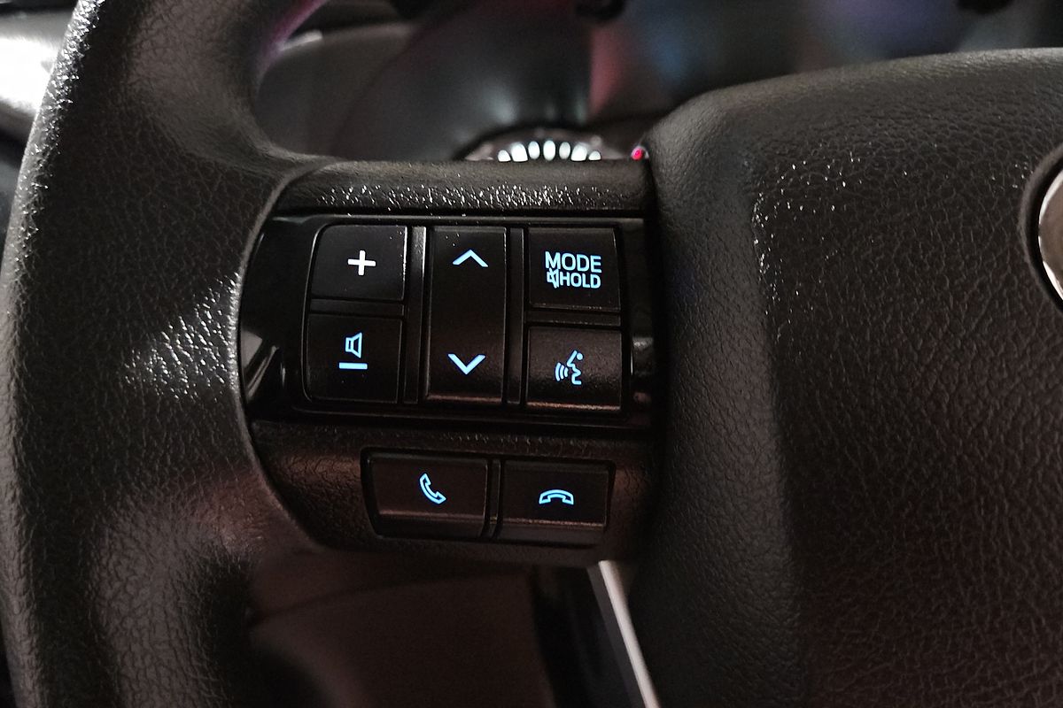 2020 Toyota Hilux SR GUN126R 4X4