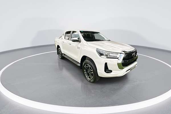2023 Toyota Hilux SR5 GUN126R 4X4