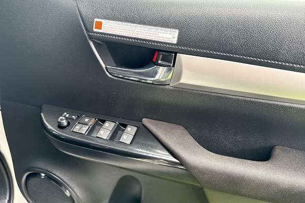 2023 Toyota Hilux SR5 GUN126R 4X4