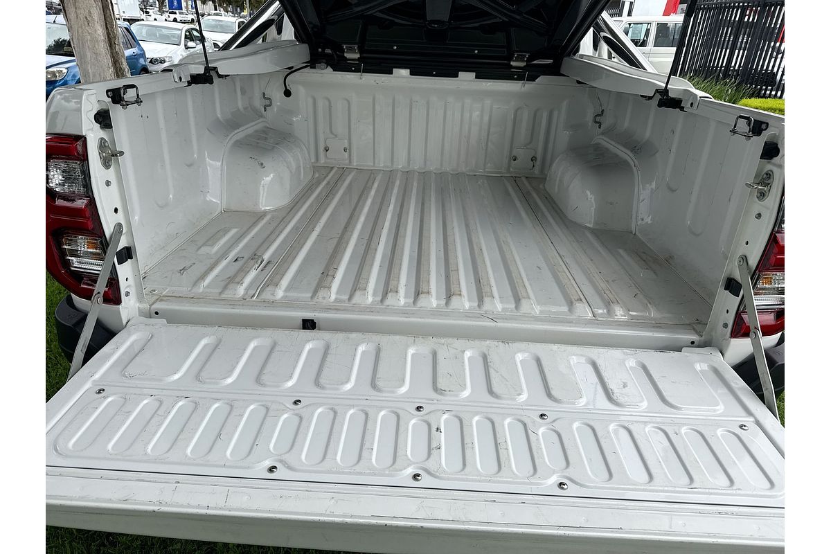2023 Toyota Hilux SR5 GUN126R 4X4