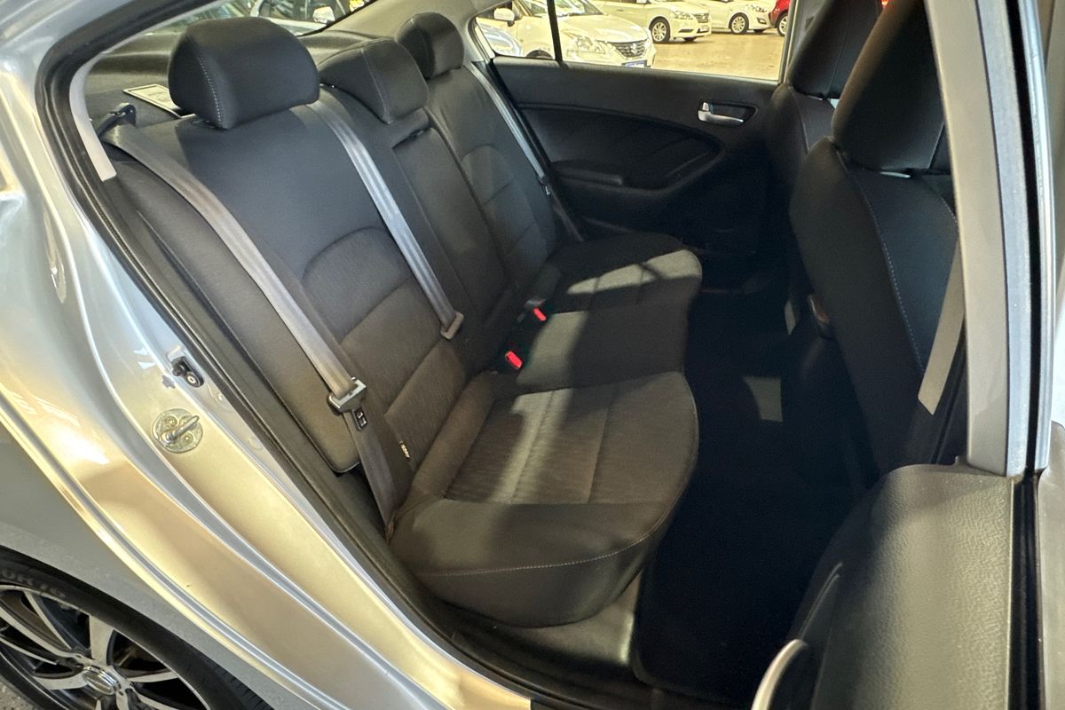 2015 Kia Cerato S YD