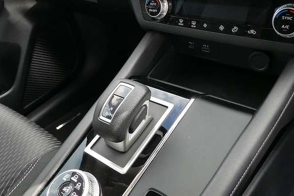 2022 Mitsubishi Outlander ES ZM