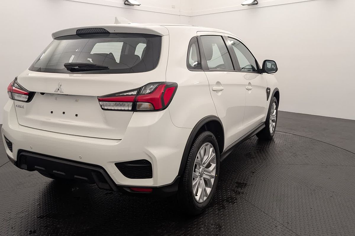 2024 Mitsubishi ASX ES XD