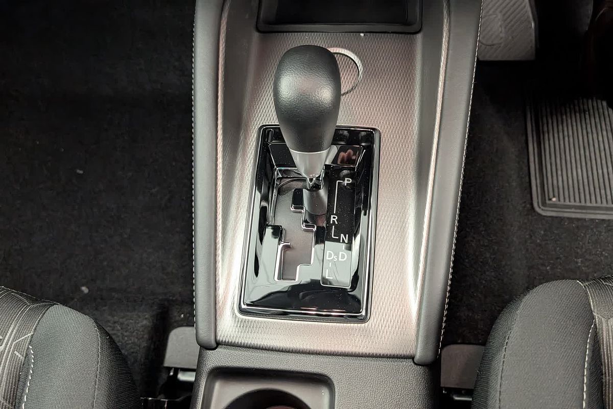 2024 Mitsubishi ASX ES XD