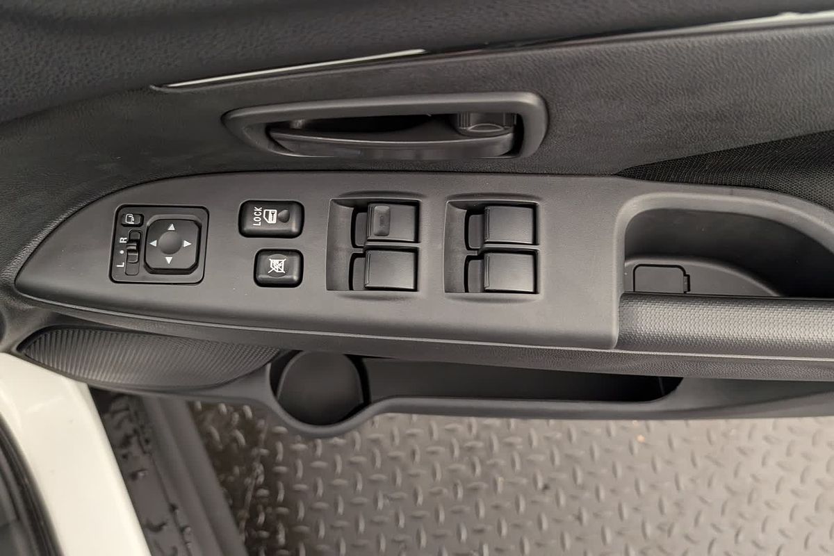 2024 Mitsubishi ASX ES XD