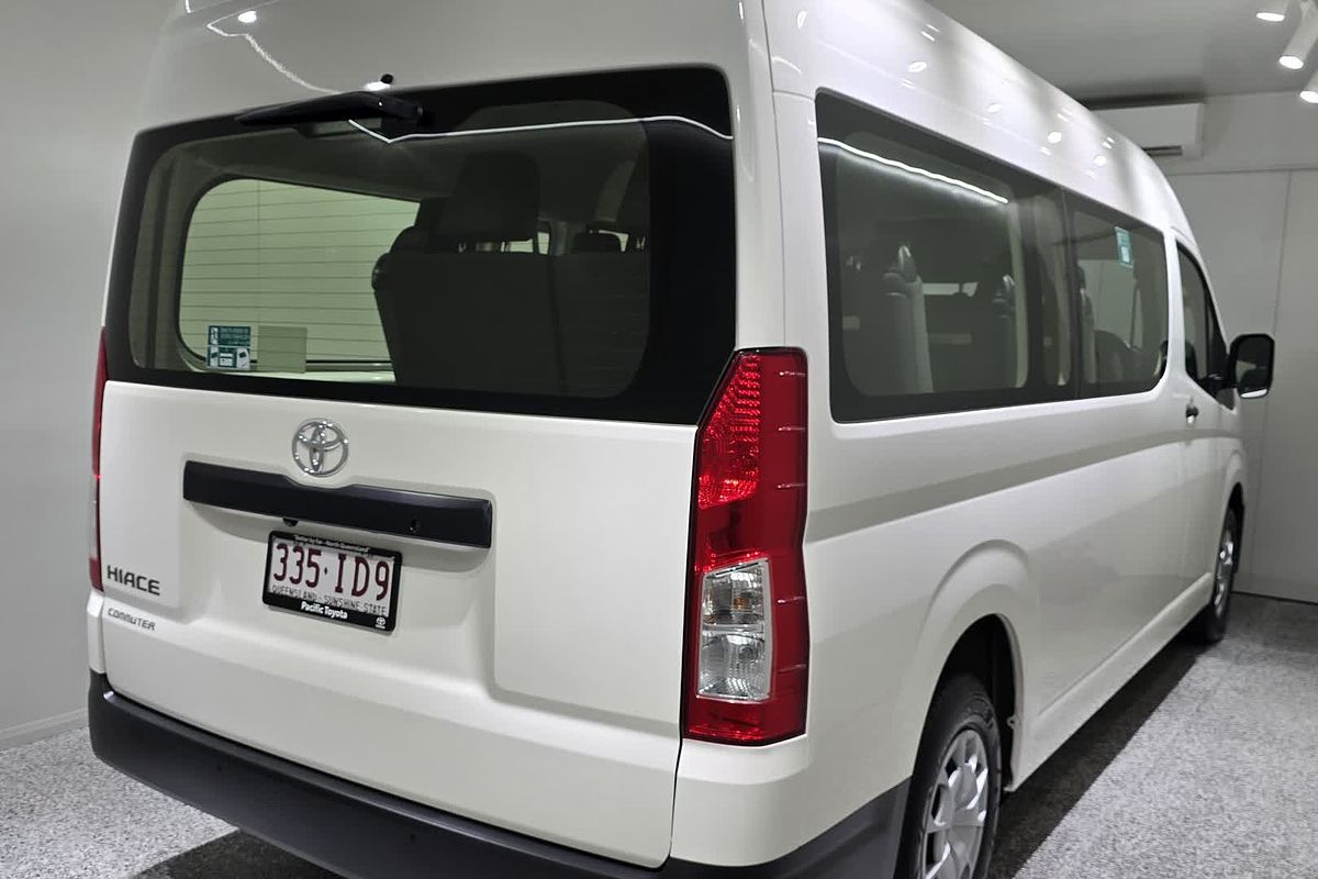 2023 Toyota Hiace Commuter GDH322R