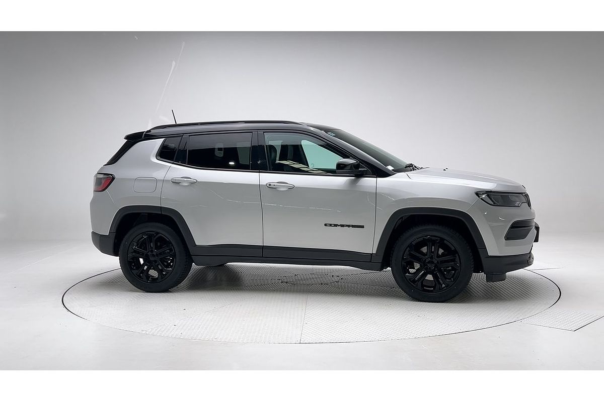 2022 Jeep Compass Night Eagle M6