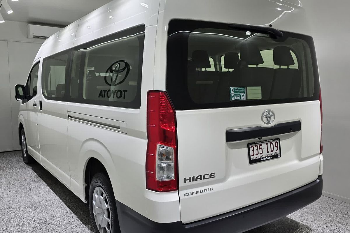 2023 Toyota Hiace Commuter GDH322R