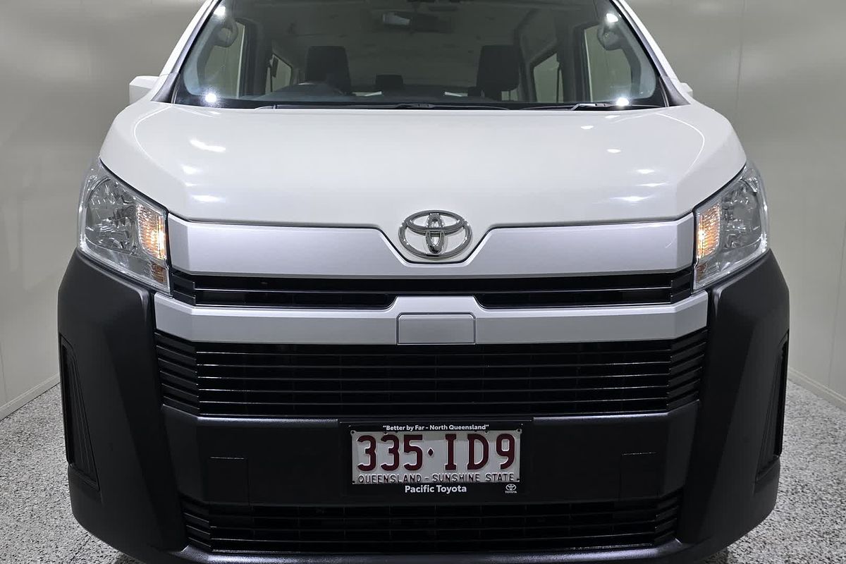 2023 Toyota Hiace Commuter GDH322R