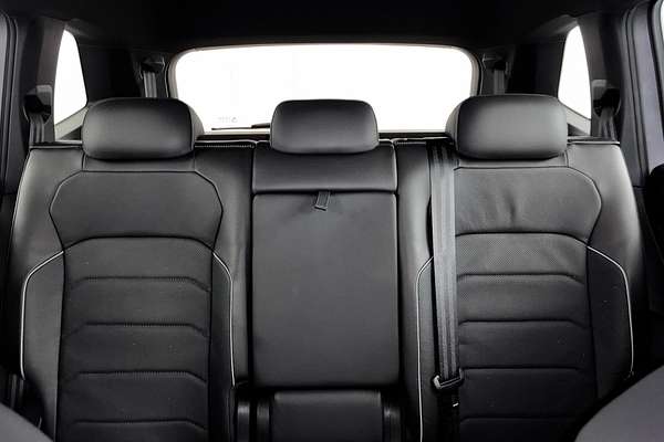 2023 Volkswagen Tiguan 162TSI R-Line 5N