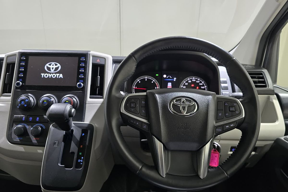 2023 Toyota Hiace Commuter GDH322R