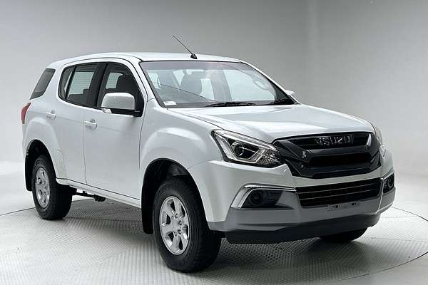 2020 Isuzu MU-X LS-M