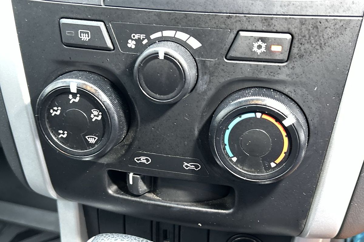 2020 Isuzu MU-X LS-M
