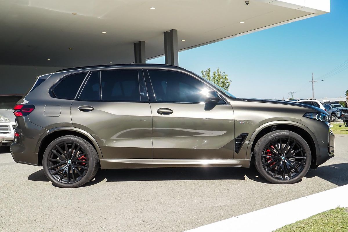 2023 BMW X5 xDrive30d M Sport G05