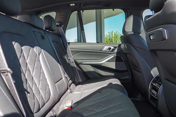 2023 BMW X5 xDrive30d M Sport G05
