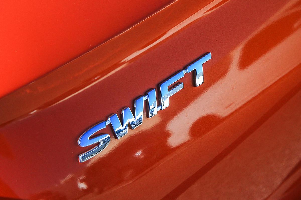 2024 Suzuki Swift Hybrid UZ