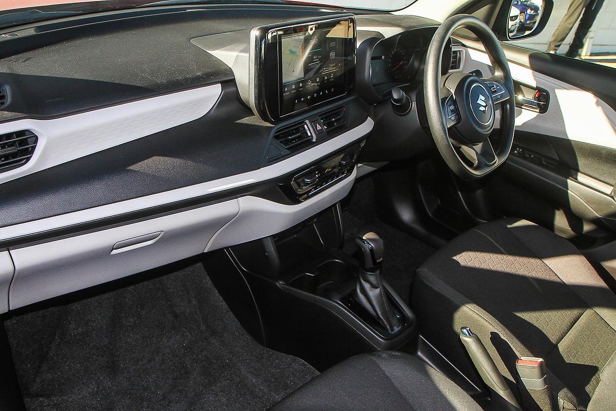 2024 Suzuki Swift Hybrid UZ