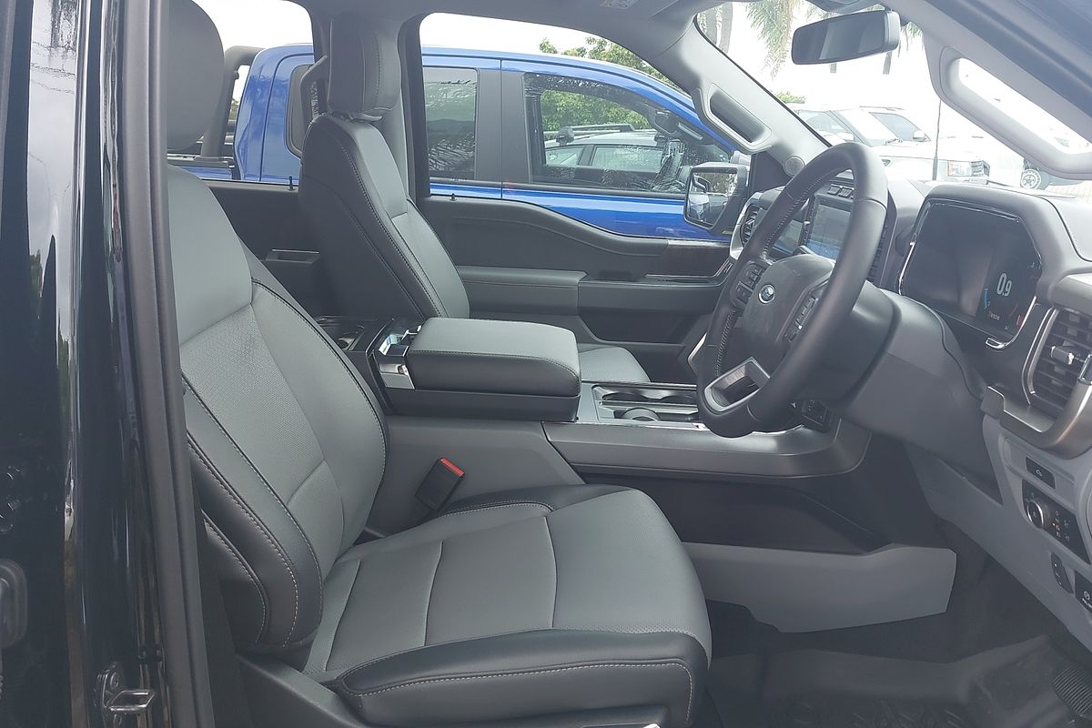 2023 Ford F-150 Lariat 4X4 LWB