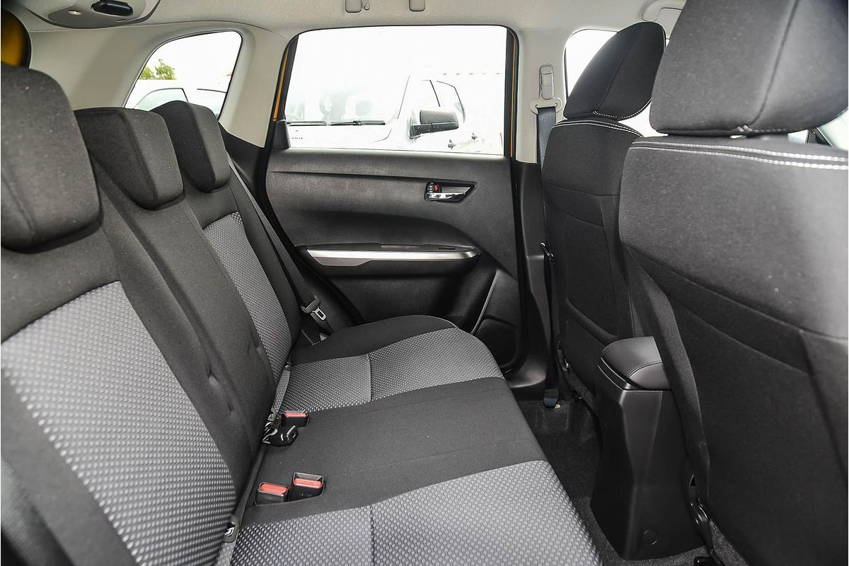 2024 Suzuki Vitara Shadow LY Series II