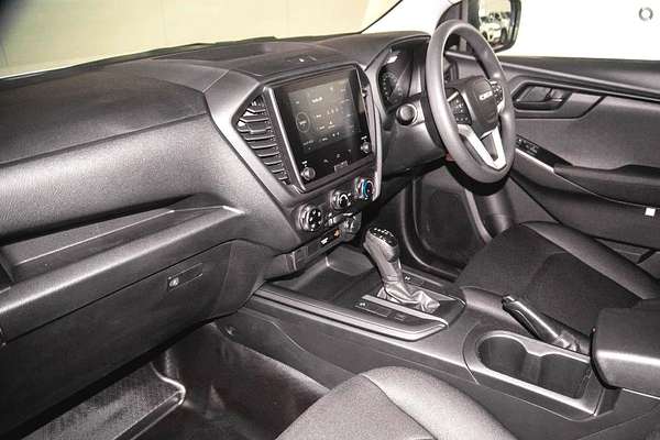 2025 Isuzu D-MAX SX 4X4