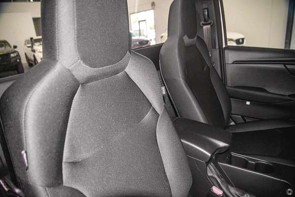 2025 Isuzu D-MAX SX 4X4