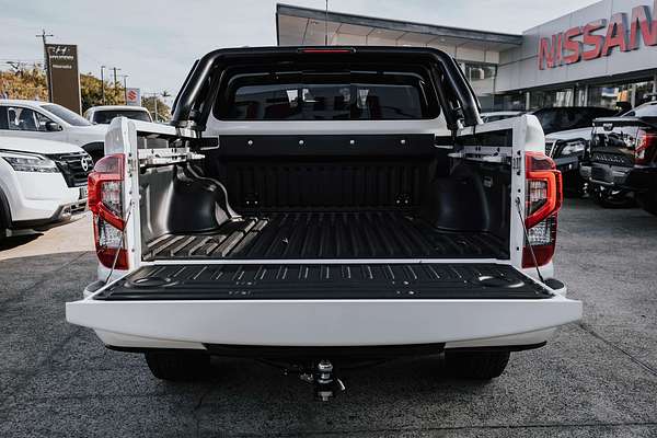 2025 Nissan Navara PRO-4X D23 4X4