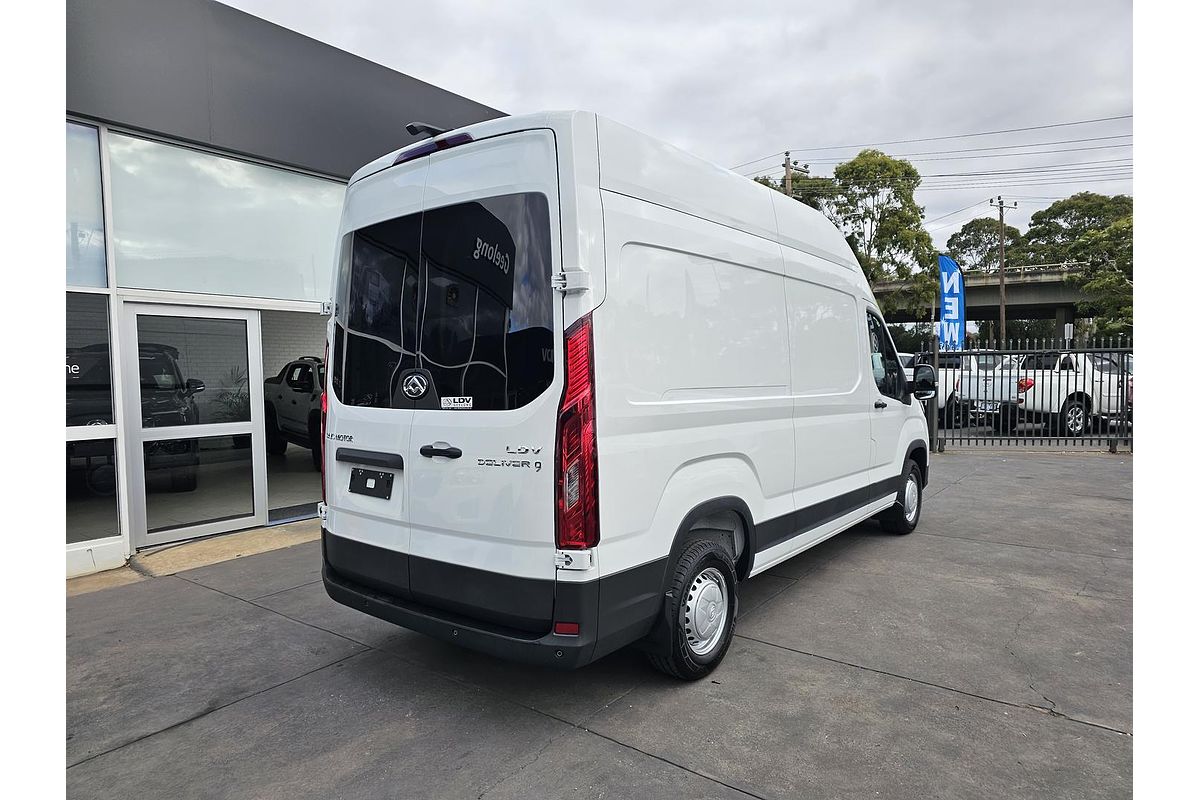 2025 LDV Deliver 9 LWB