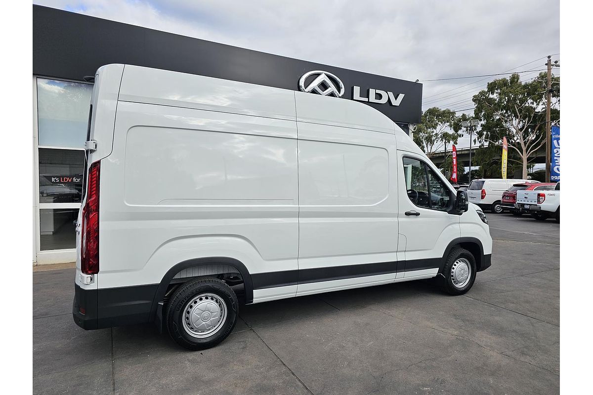 2025 LDV Deliver 9 LWB