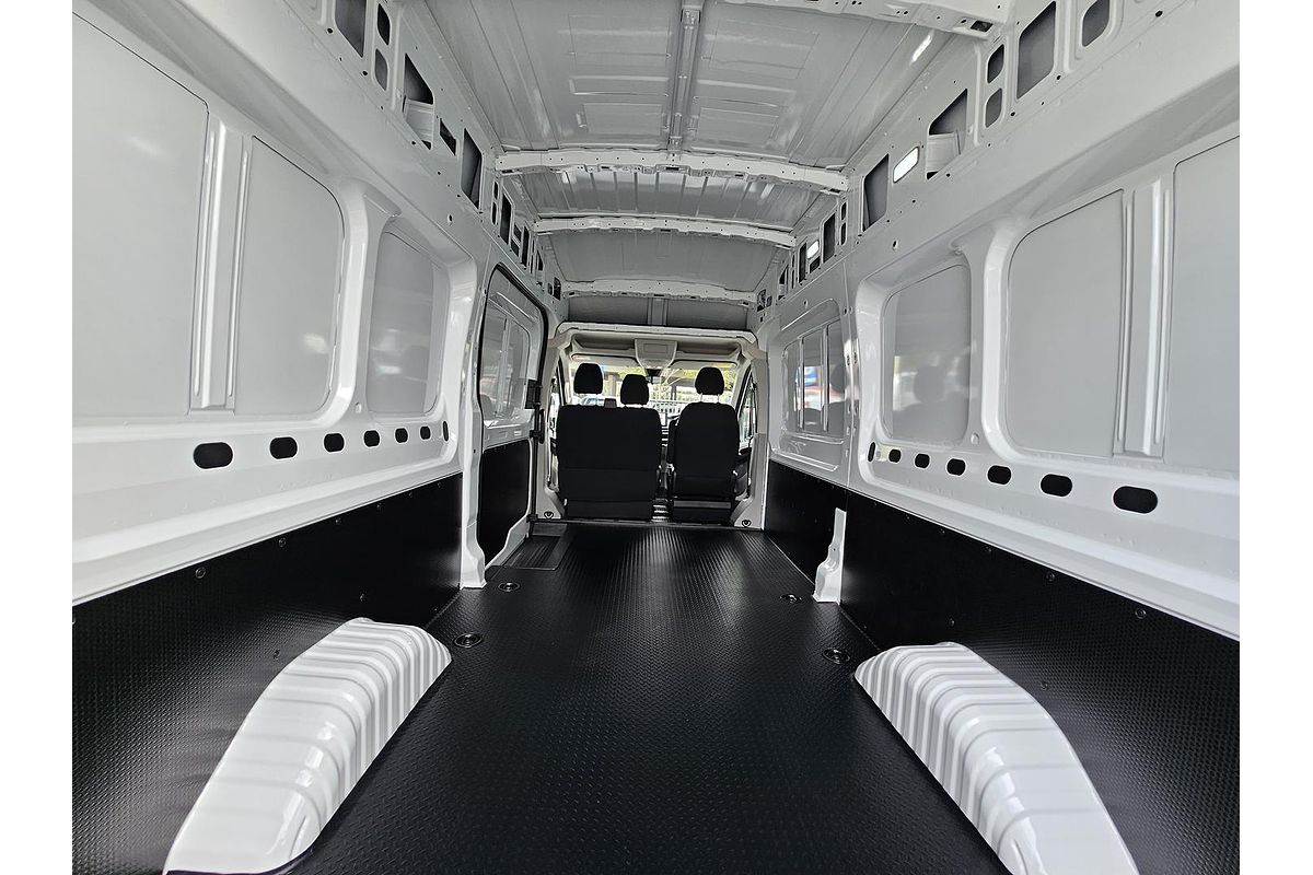 2025 LDV Deliver 9 LWB