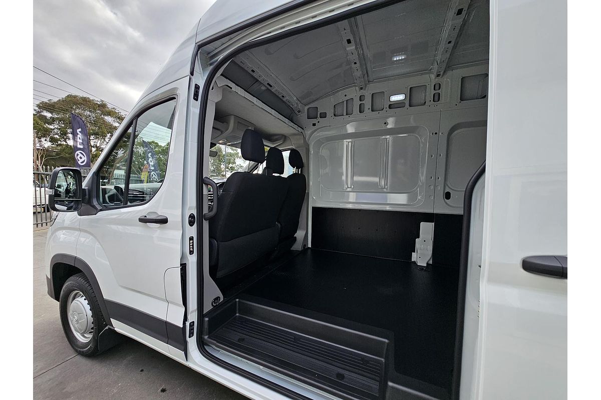 2025 LDV Deliver 9 LWB