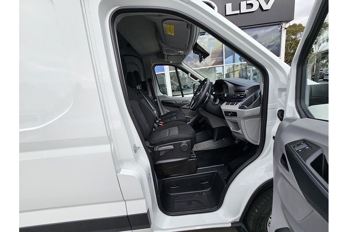 2025 LDV Deliver 9 LWB