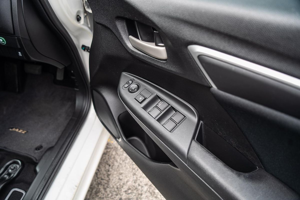 2018 Honda Jazz VTi GF