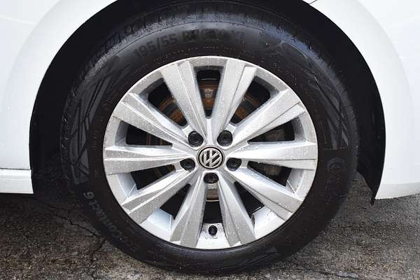 2017 Volkswagen Polo Launch Edition AW