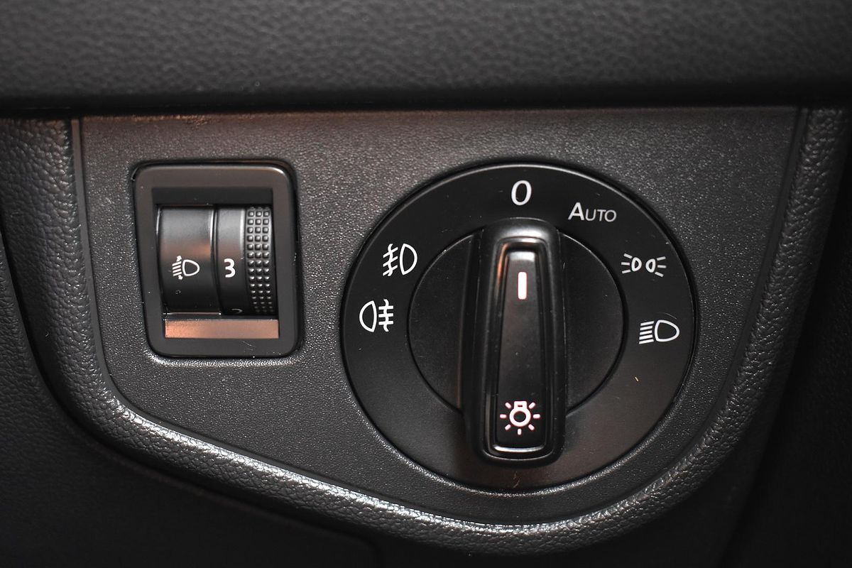 2017 Volkswagen Polo Launch Edition AW