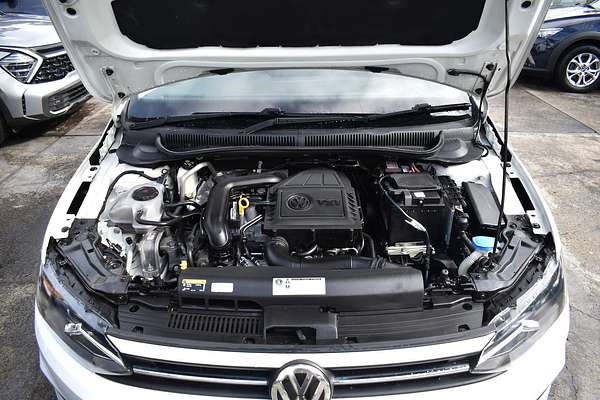 2017 Volkswagen Polo Launch Edition AW