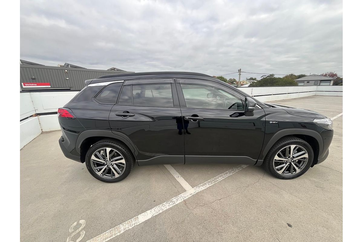 2024 Toyota Corolla Cross Atmos MXGH15R