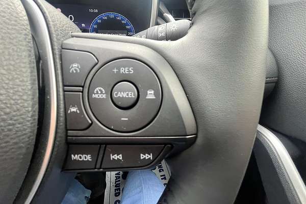 2024 Toyota Corolla Cross Atmos MXGH15R