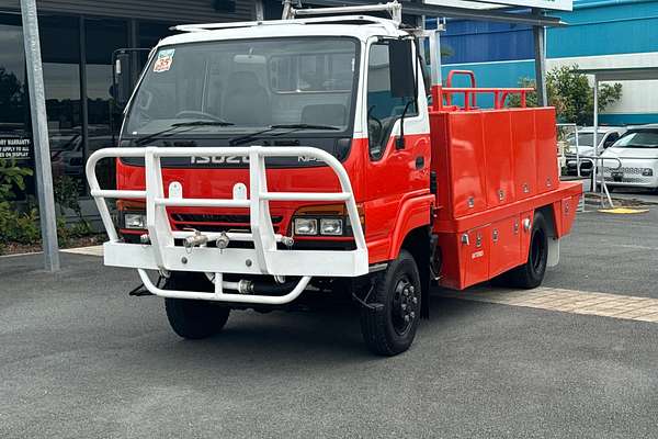 1997 Isuzu NPS 4X4 300
