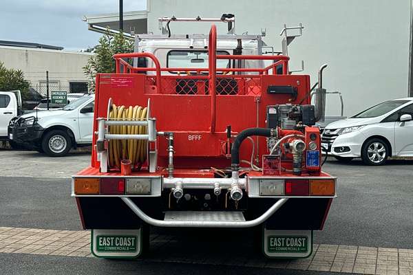 1997 Isuzu NPS 4X4 300
