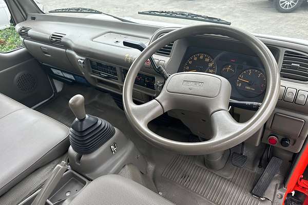1997 Isuzu NPS 4X4 300
