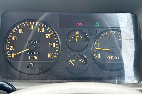 1997 Isuzu NPS 4X4 300