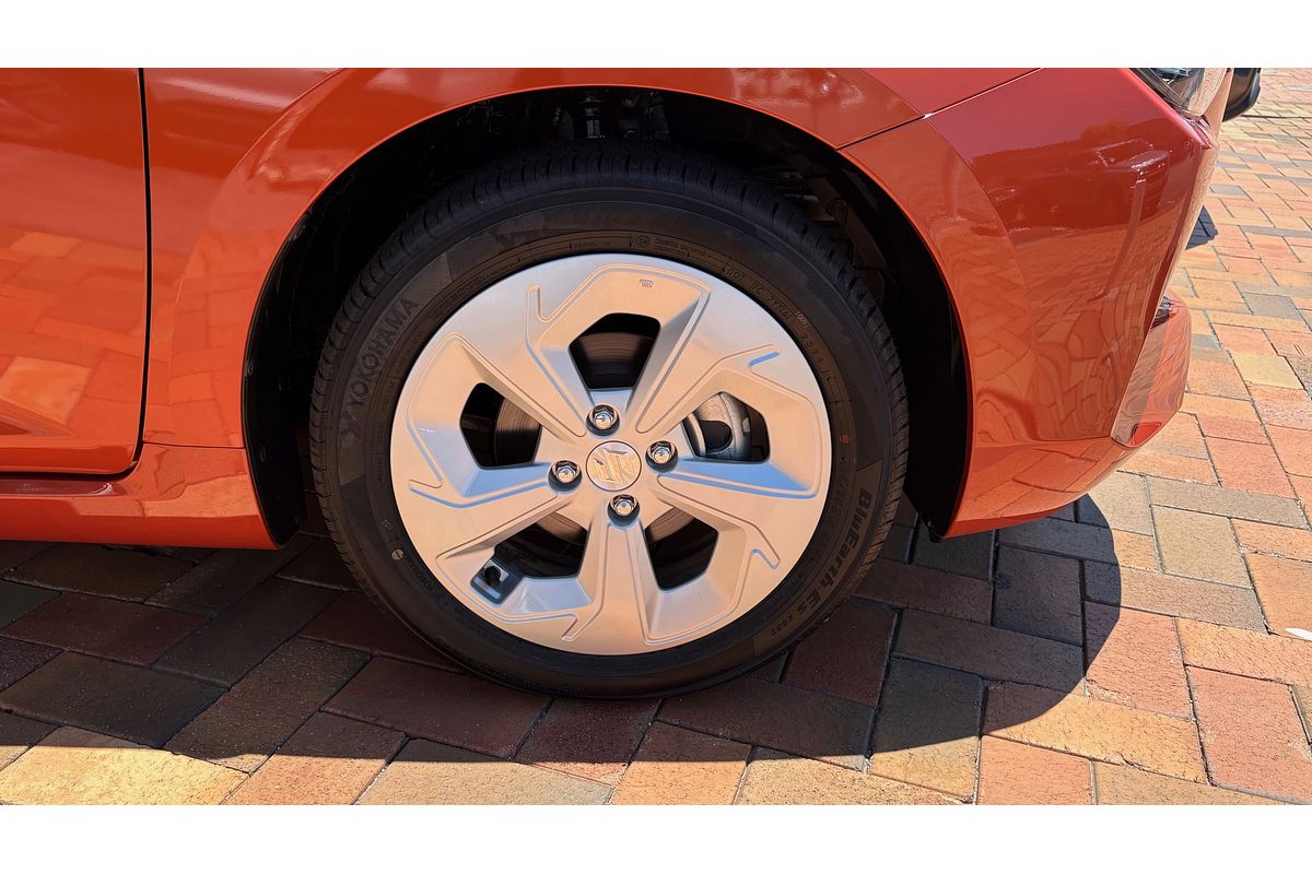 2024 Suzuki Swift Hybrid Plus UZ