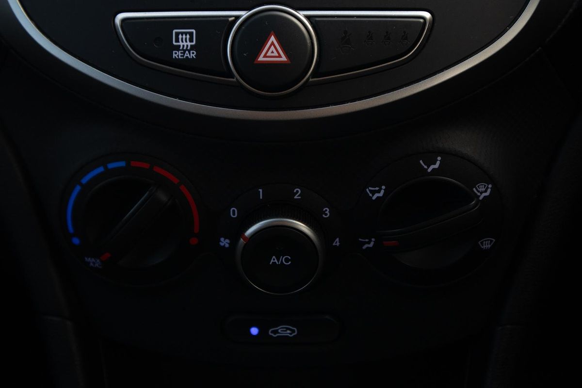 2018 Hyundai Accent Sport RB6