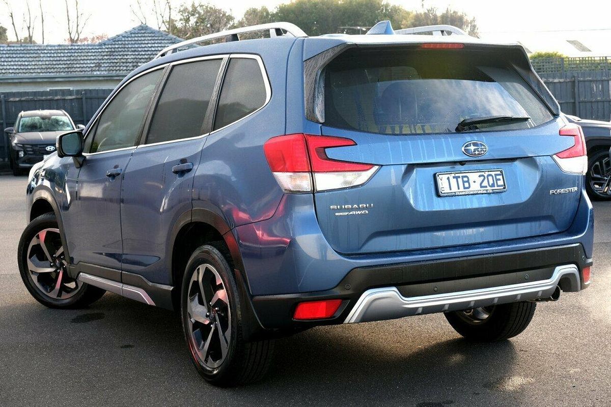 2022 Subaru Forester 2.5i-S S5